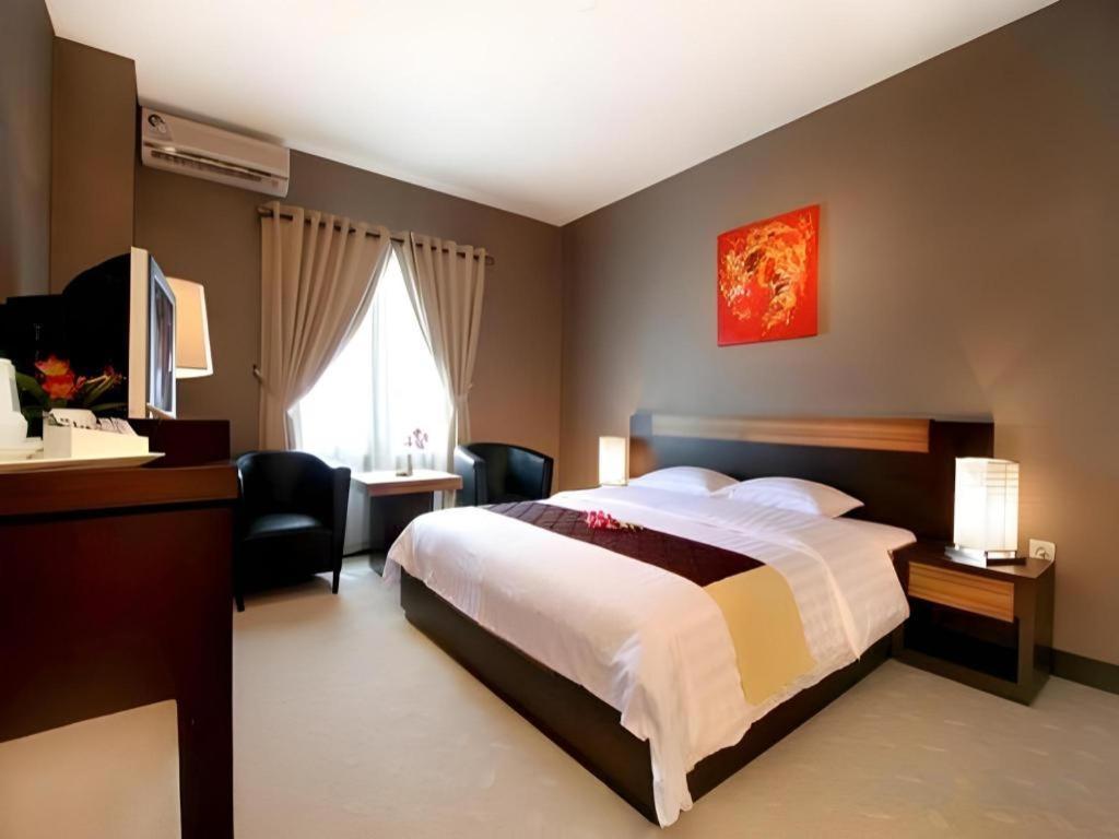 Orchardz Hotel Gajah Mada Pontianak Exteriör bild